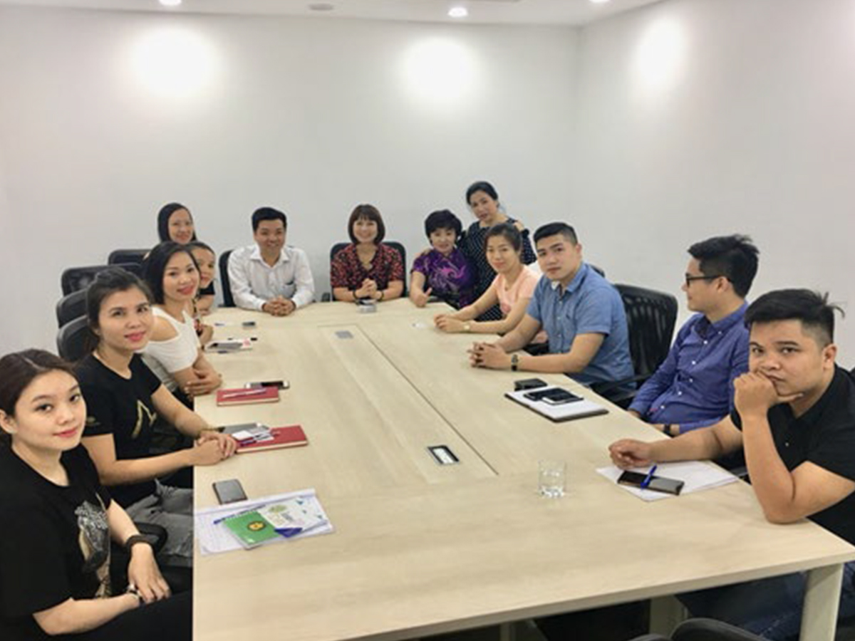 Read more about the article VIREX VÀ PHONG TRÀO “LEARN ENGLISH”