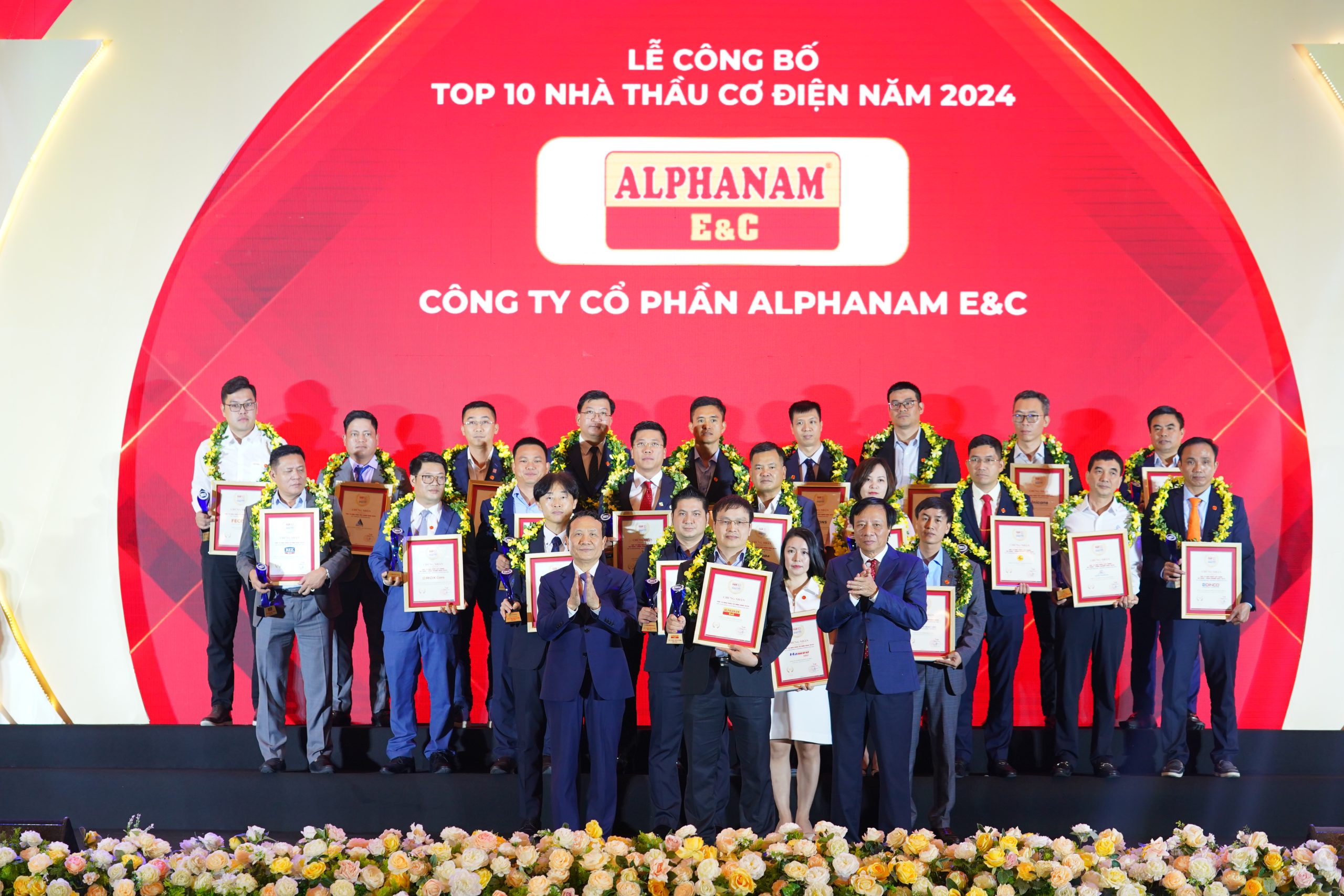 ALPHANAM E&C ĐƯỢC VINH DANH “TOP 10 NHÀ THẦU CƠ ĐIỆN 2024”